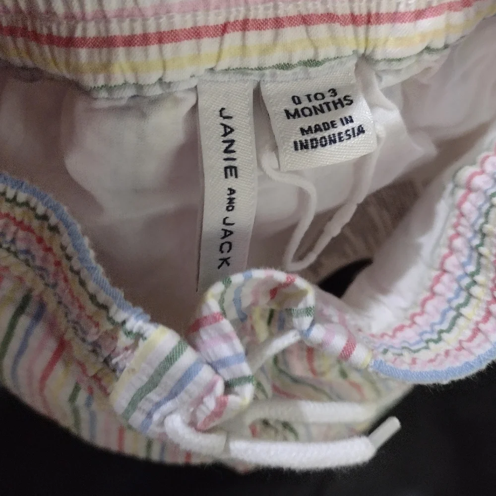 Janie and Jack NWOT 0-3 pull on shorts - Picture 2 of 3